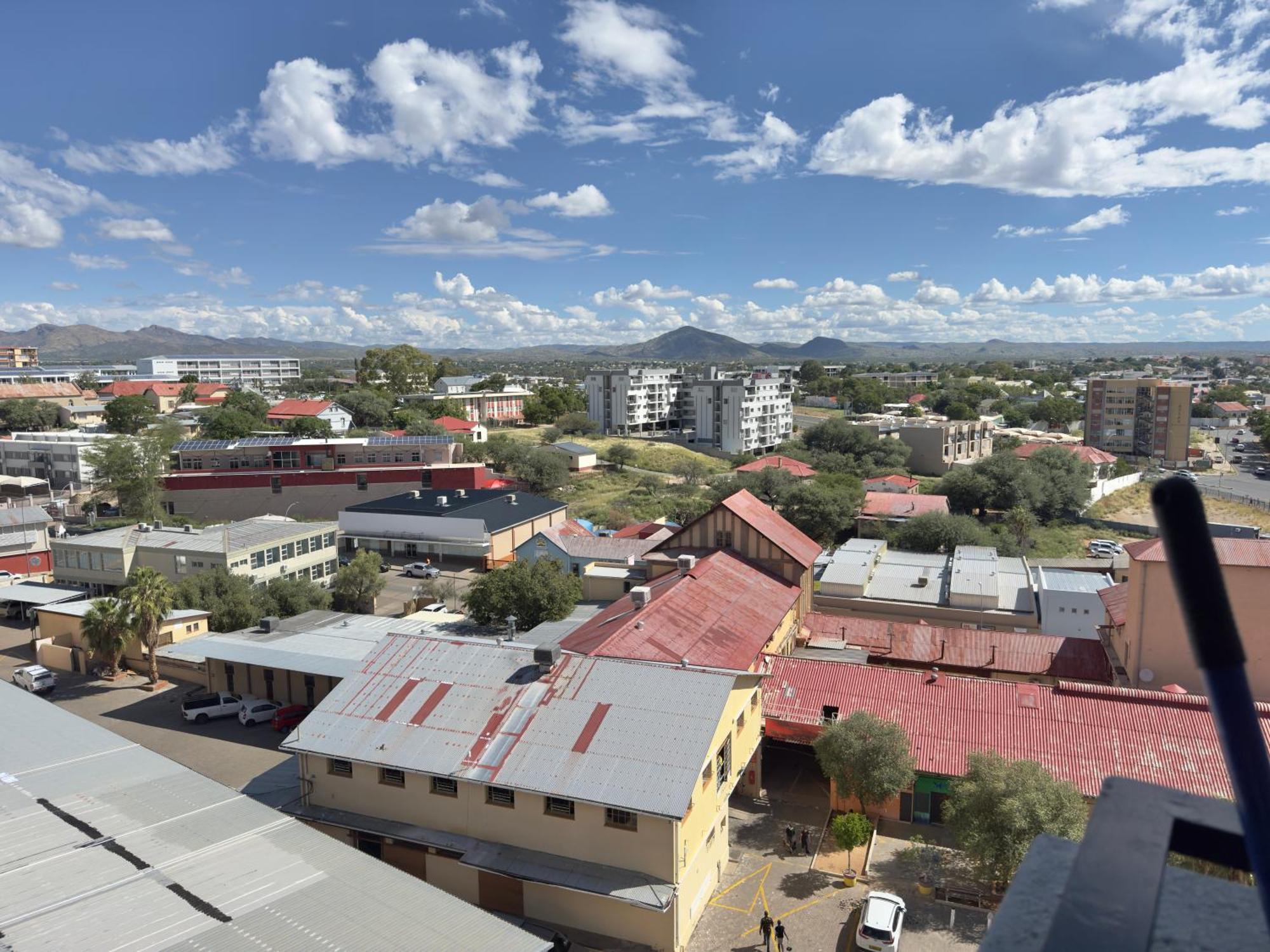 Appartement C&J City Centre Airbnb à Windhoek Extérieur photo